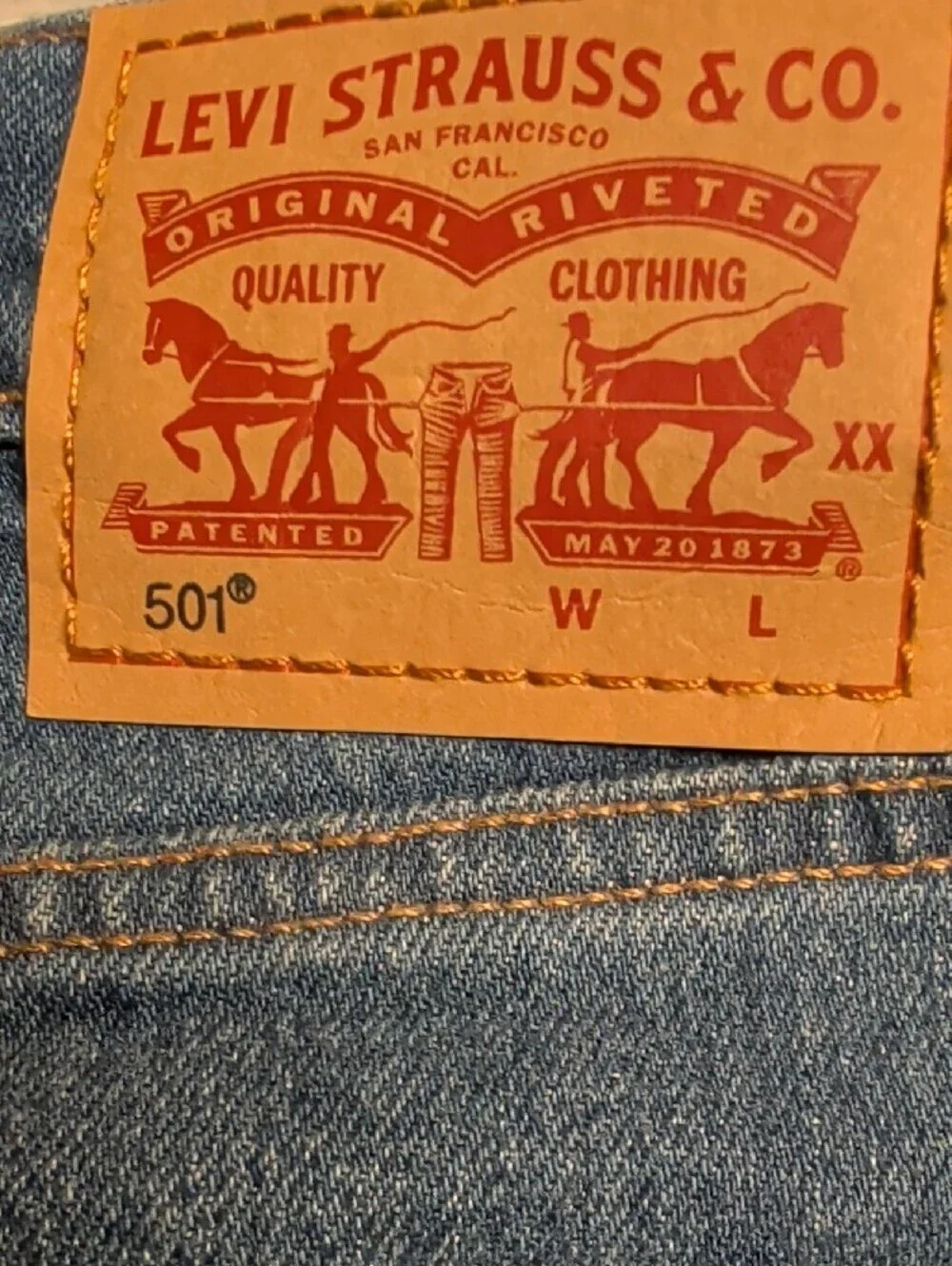 Levis classic high